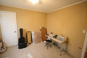 Back bedroom - Office and Library